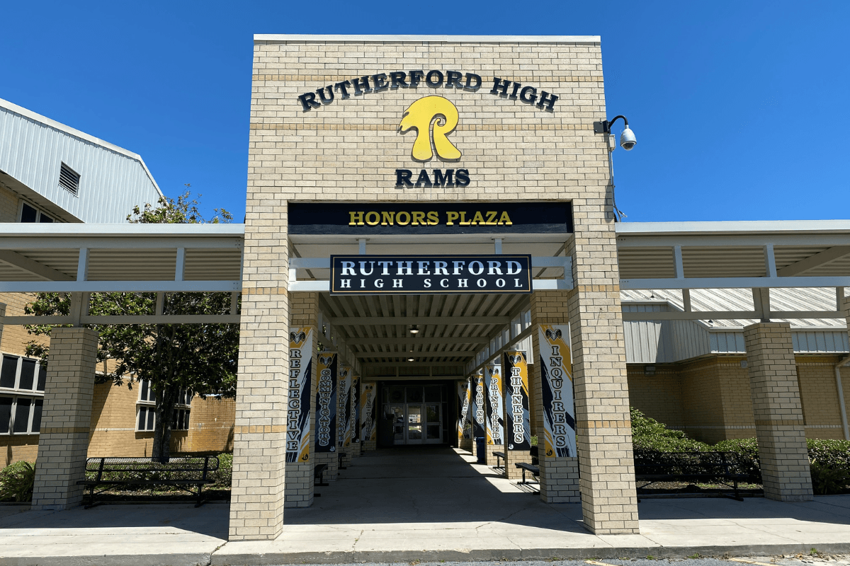 Rutherford High School (9-12)