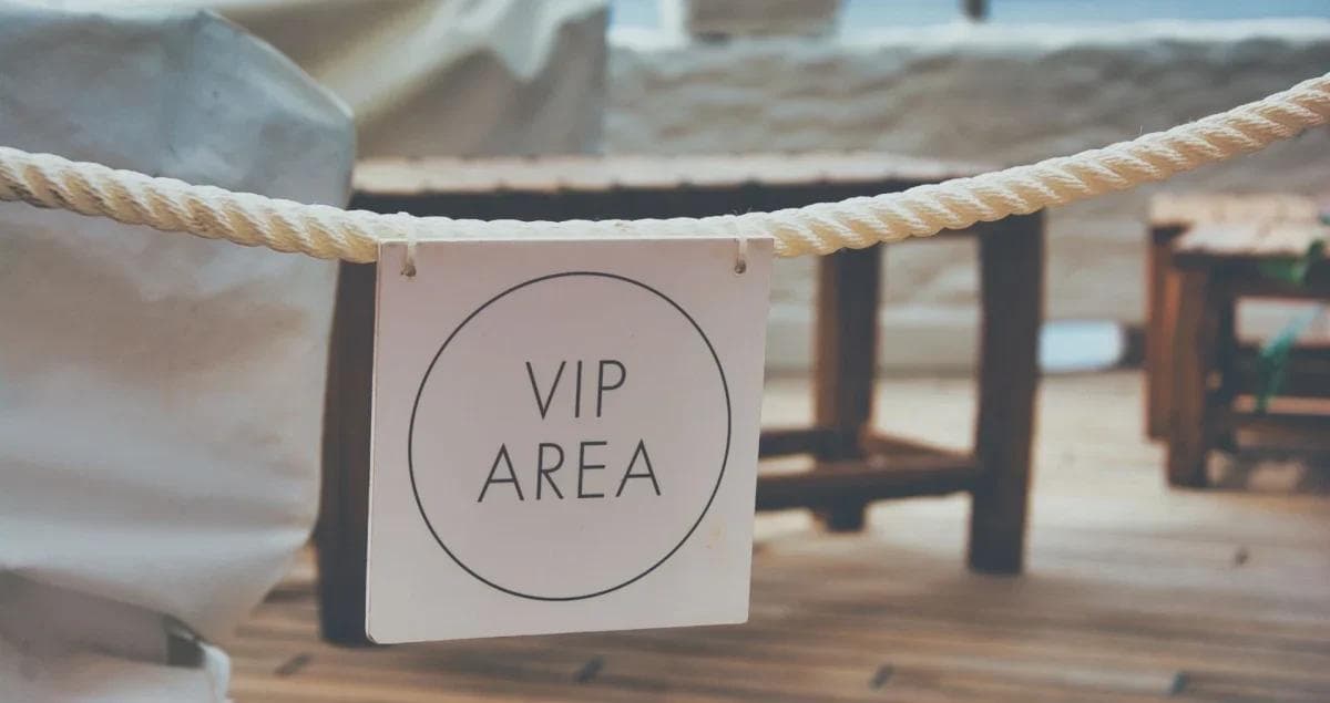 Which TDY housing near Shaw AFB has the best amenities?