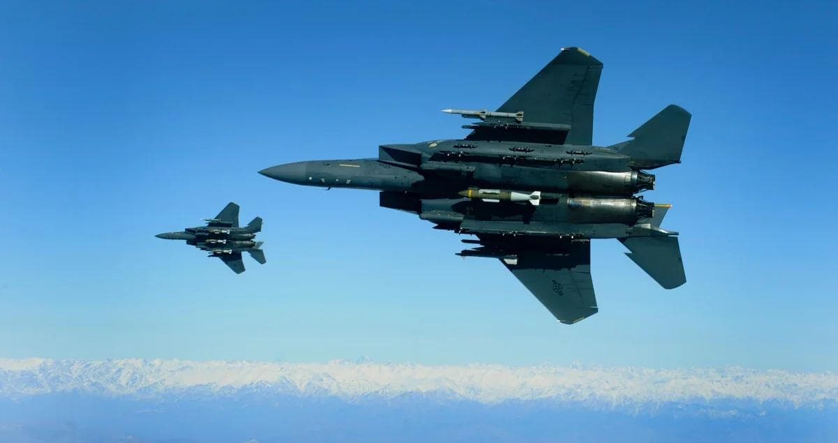 Month-to-month furnished home rentals near Luke AFB