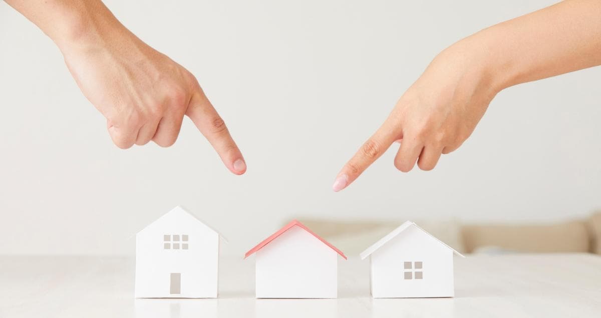 Which short-term rentals near Luke AFB include laundry and Wi-Fi