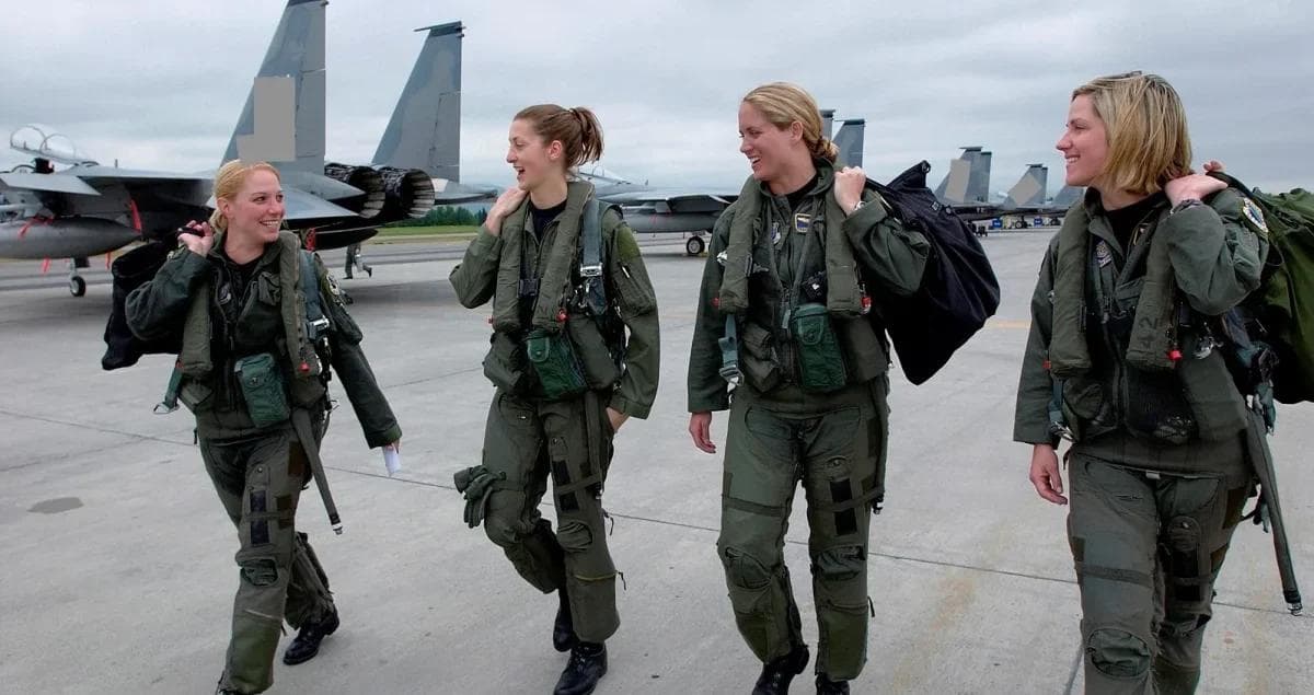 Where are the best neighborhoods to rent to military guests near Luke AFB?