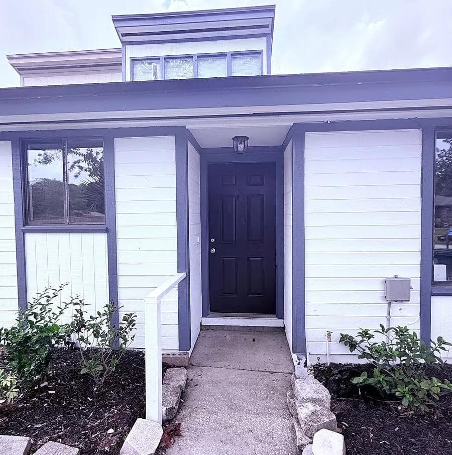 Central 2BR Home Near Mayport Naval Station | Fenced Yard & Easy Beach Access