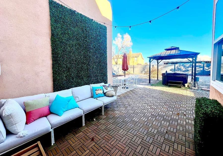 Fully Furnished 3BR 2BA Home Kirtland AFB - Hot Tub, TDY Ready