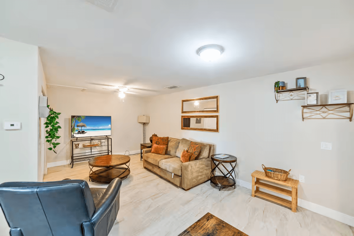 Private 2BR Guest Suite Near MacDill AFB