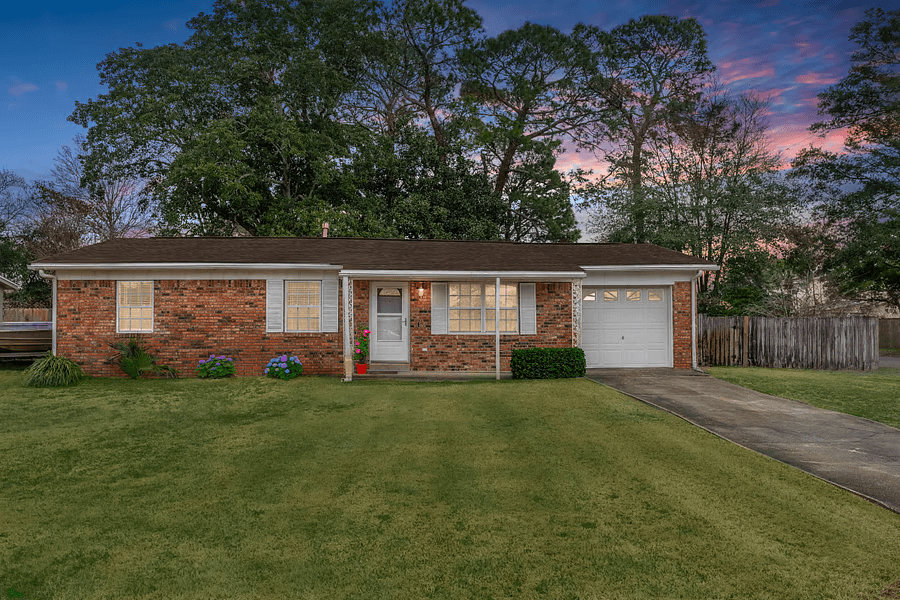 Quiet 3BR Home Near Hurlburt AFB | Patio & Yard