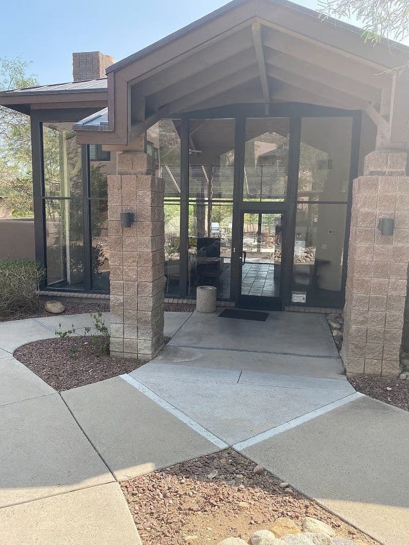 Resort-Style 2BR Condo Near Davis-Monthan AFB with Premium Amenities