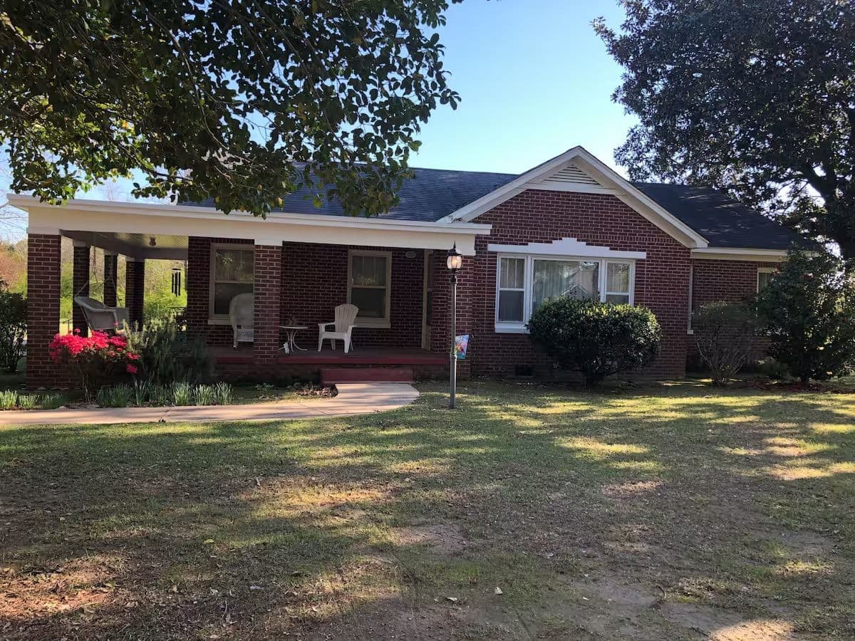 Spacious TDY Home | 3BR Retreat Minutes from Columbus AFB